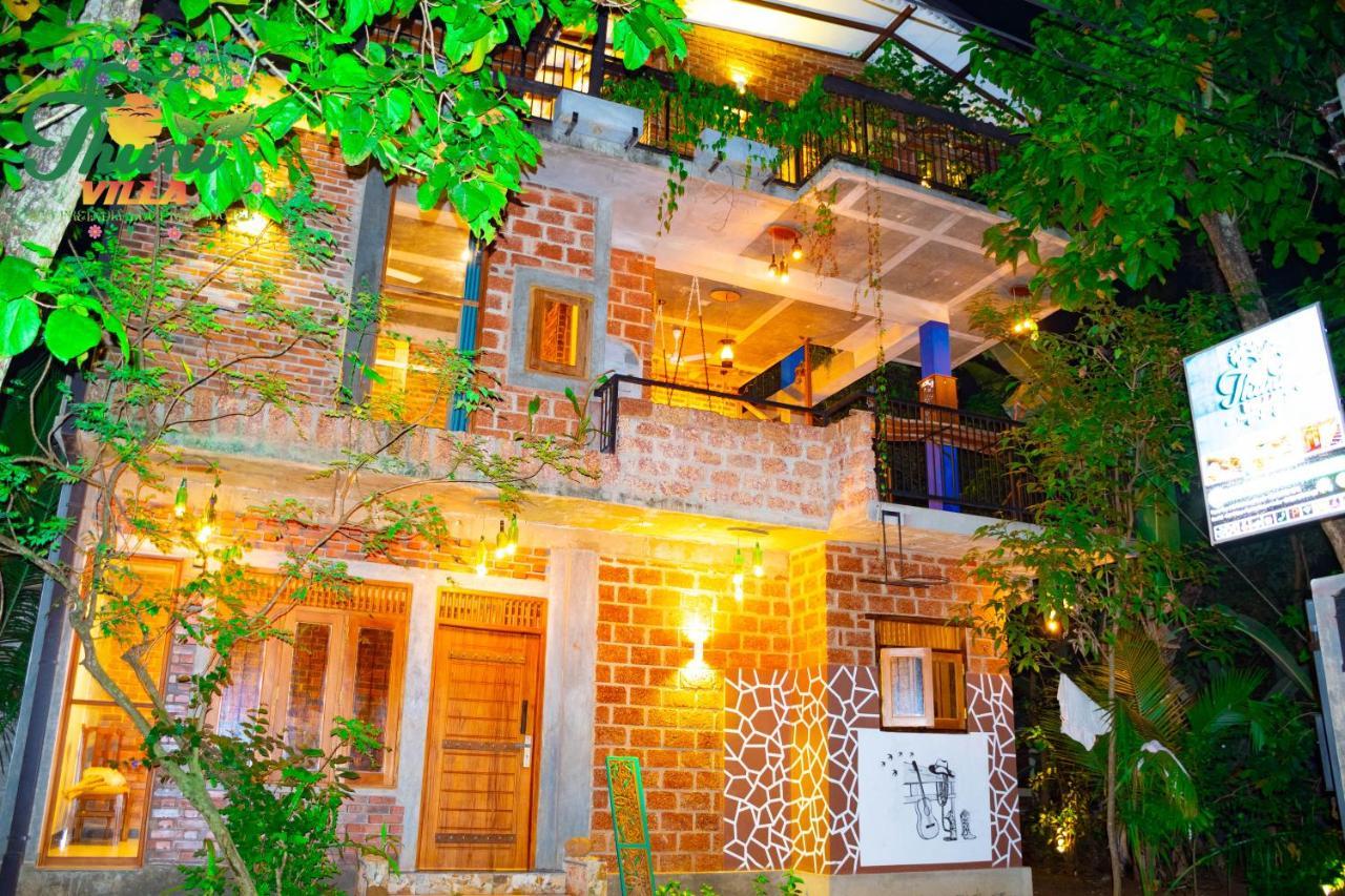 Thuru Villa Katunayaka Exterior foto
